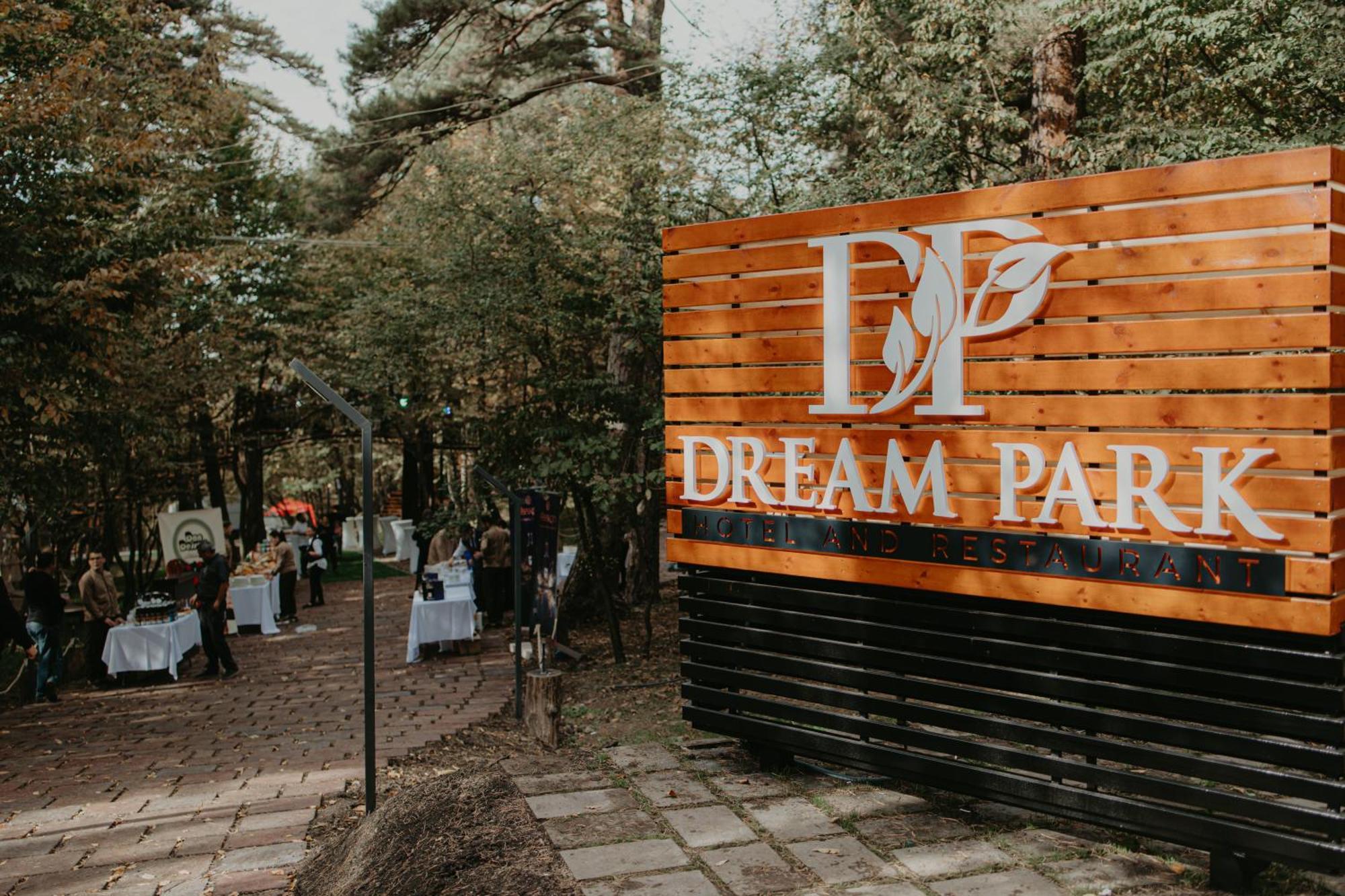 Dream Park Hotel Gyulagarak Eksteriør billede